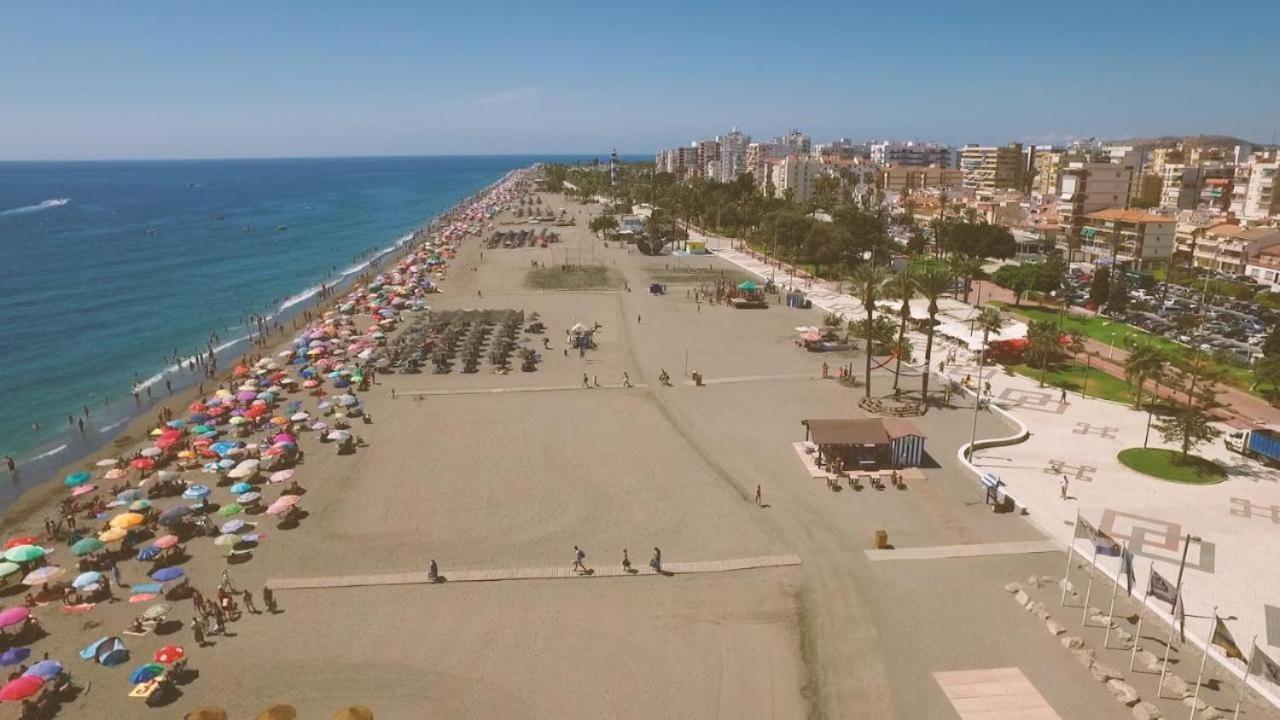 Apartamento 3 Habitaciones En Torre Del Mar A 50 Metros De La Playa Exterior foto
